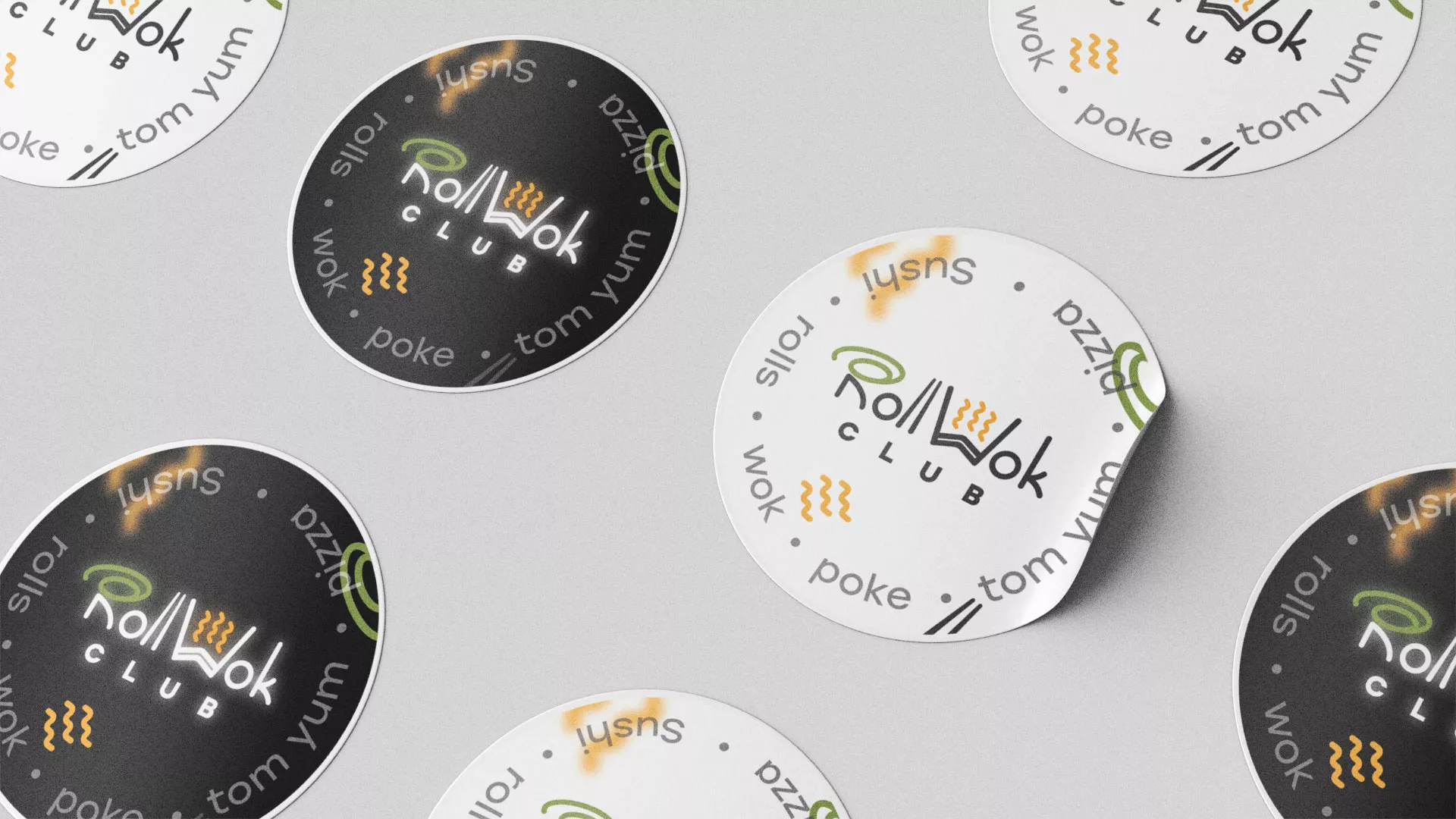 Разработка наклеек для суши-бара «Roll Wok Club» в Светлогорске